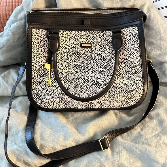 Fossil Purse, black leather with cheetah print panel on front - Picture 1 of 6